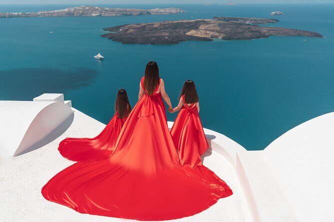 Private Flying Dress Photoshoot in Santorini - Who Should Consider This?