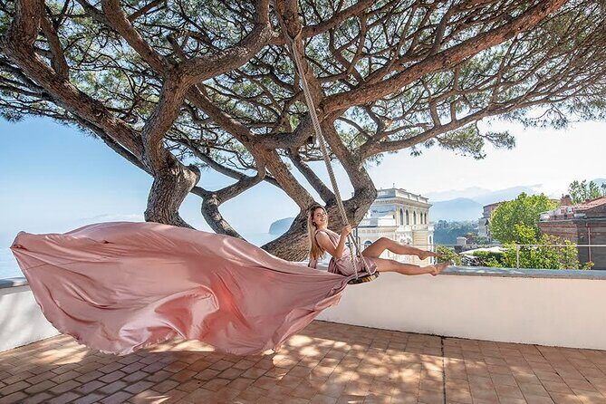 Private Flying Dress Photoshoot in Sorrento - A Closer Look at the Experience
