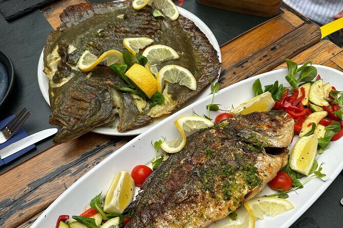 Private Foodie Tour: Wine & Seafood with a Local Chef - Unpacking the Experience: What to Expect on this Food & History Tour