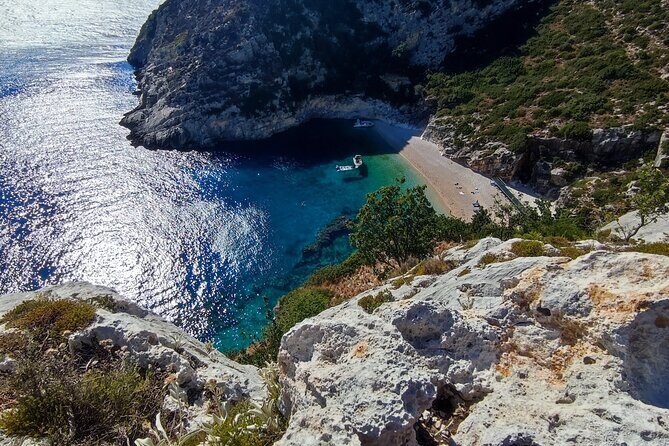 Private Full Day Boat Expedition to Grama Bay - What Could Be Better?