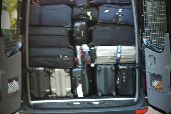 Private Full-Day Grand Tour of Los Angeles - 10 hours. - FAQ