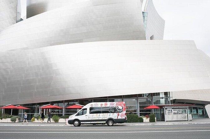 Private Full day Los Angeles Tour from Irvine - Who Should Consider This Tour?