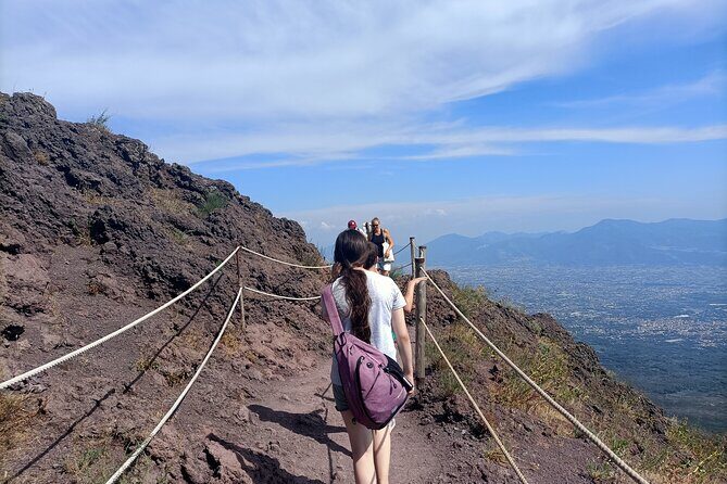Private Full Day Pompeii & Volcano Vesuvius Tour from Rome - FAQs