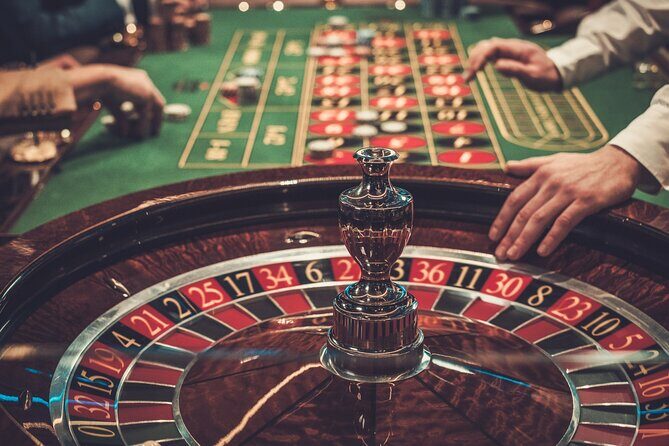 Private Full-Day Stresa and Borromean Islands Tour from Como - Frequently Asked Questions