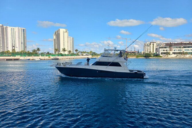 Private Full Day Tour by Yatch in Cancún - Frequently Asked Questions
