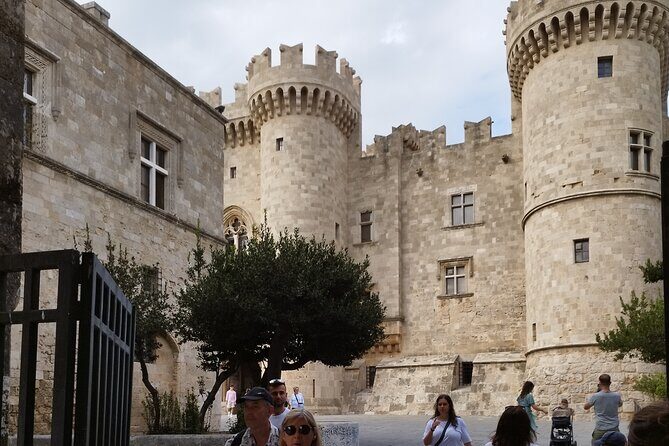 Private Full Day Tour of Rhodes, Lindos and 7 Springs - Who Is This Tour Best For?