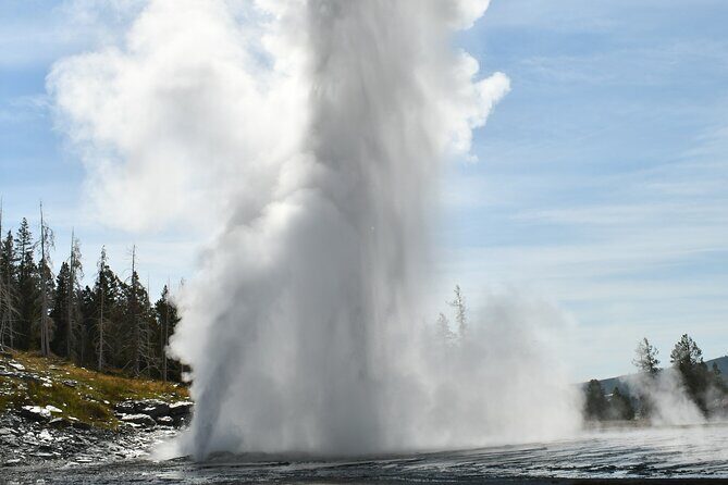 Private Full Day Tour of Yellowstone's Natural Wonders - FAQs