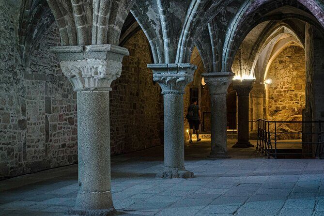 Private Full Day Tour to Mont Saint Michel - Key Points