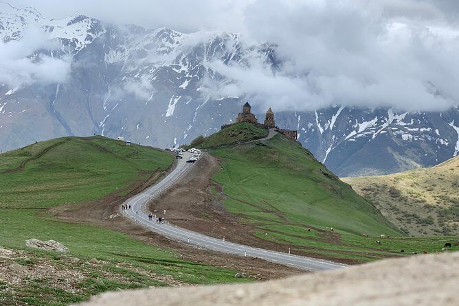 Private Full-Day Tour to Mtskheta and Kazbegi(stepantsminda) from Tbilisi - Who Is This Tour Best For?