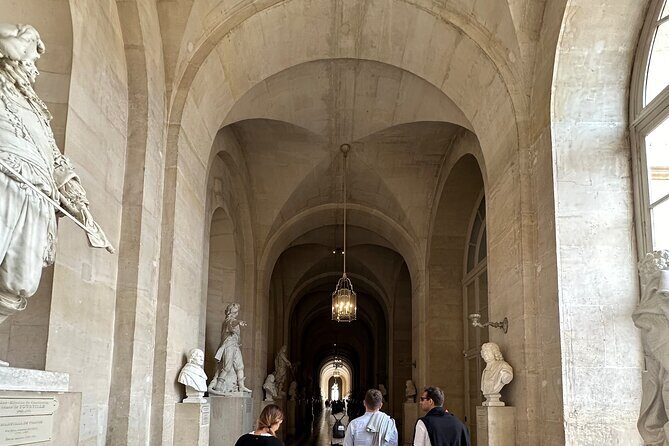 Private Full Day Tour to Versailles and Giverny from Paris with Hotel Pick Up - Who Is This Tour Best For?