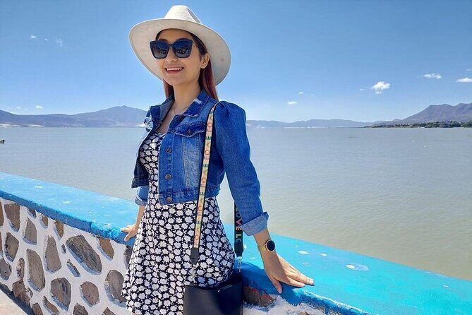 Private Full-Day Trip to Chapala and Ajijic from Guadalajara - Exploring the Lakeside Charm: A Review of the Private Full-Day Trip to Chapala and Ajijic from Guadalajara