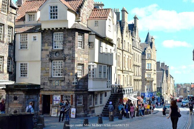 Private Full-Day Walking Tour in Edinburgh with Edinburgh Castle - What the Reviews Say