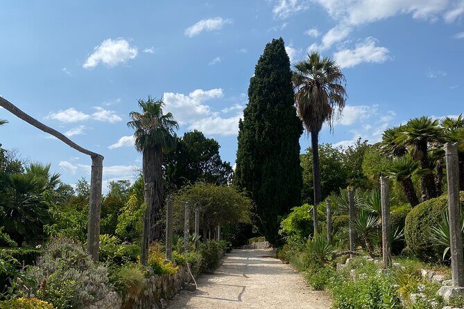 Private Game of Thrones Tour with King's Landing Garden - Key Points