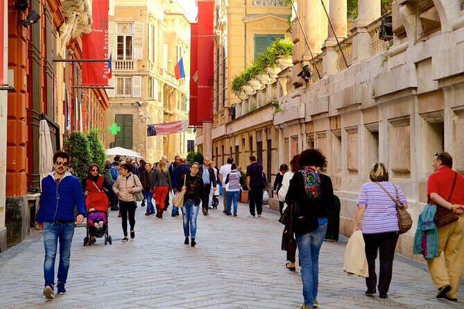Private Genoa and Boccadasse Tour with Focaccia and Pesto Tasting - Scenic Overlook and Boccadasse: The Perfect Finish