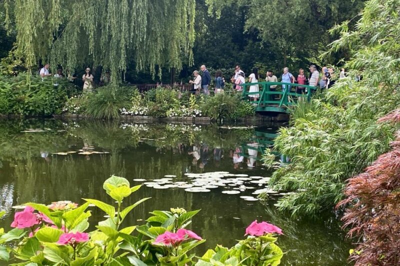 Private Giverny Half-day Trip from Paris by Mercedes - FAQ