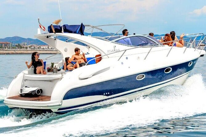Private Gobbi Yacht Charter in Barcelona - Who Should Consider This Tour?