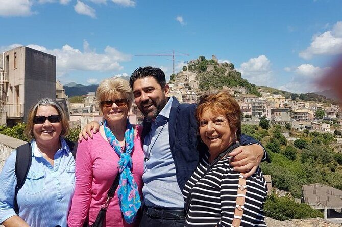 Private Godfather and Taormina Boat Tour with Appetizer and Pasta - FAQ