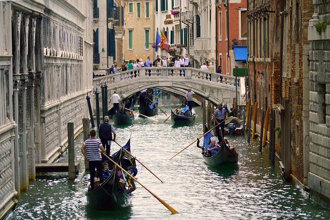 Private Gondola Serenade with Music - What to Expect from Your Gondola Serenade