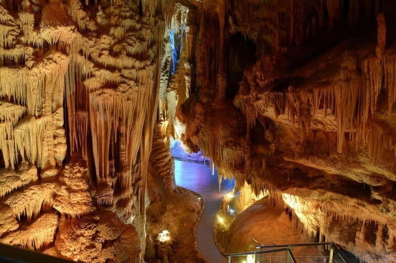 Private group tour of Kutaisi and its surroundings - Day 1: Dive into Kutaisi’s Historic Heart