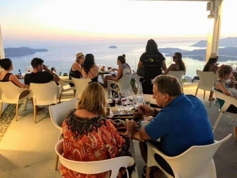 Private Group Visit to Akrotiri & 3 Wineries with Tastings - Key Points