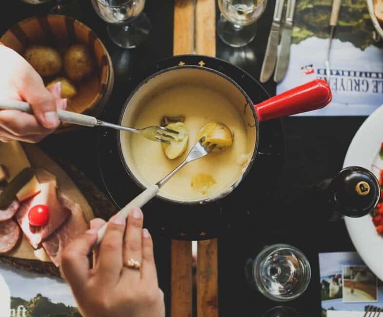 Private Gruyères Cheese, Chocolate & Castle Day Trip - FAQ