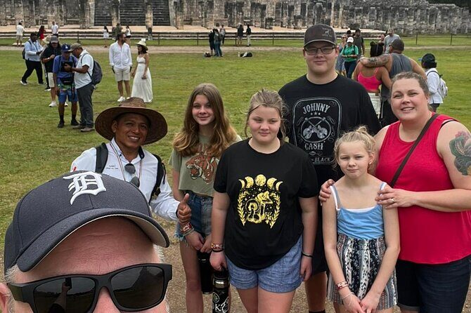 Private Guide Service in the Archaeological Zone of Chichen Itza - Who Should Consider This Tour?