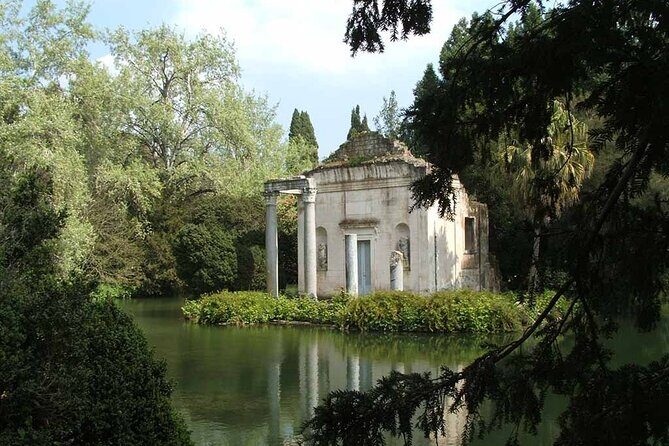 Private Guided Day Tour to Pompeii and the Royal Palace of Caserta - FAQs