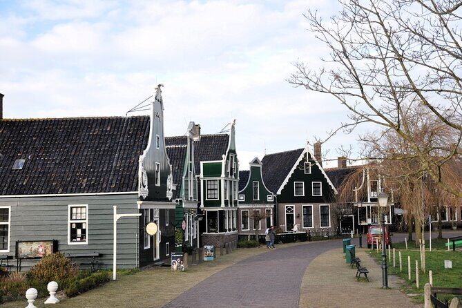 Private Guided Keukenhof Gardens and Zaanse Schans Tour - Frequently Asked Questions