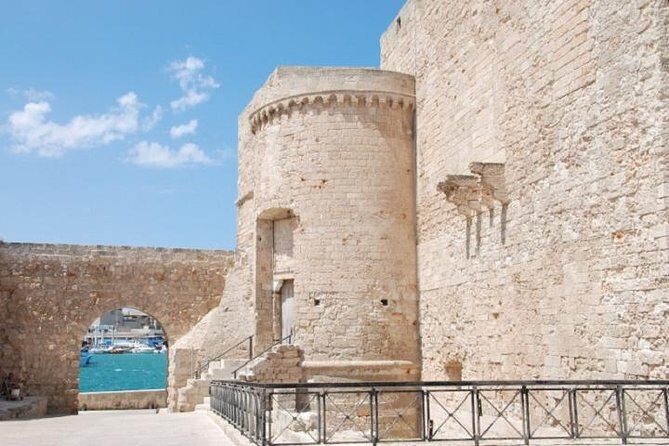 Private guided tour in Monopoli: walking through the old town - FAQ