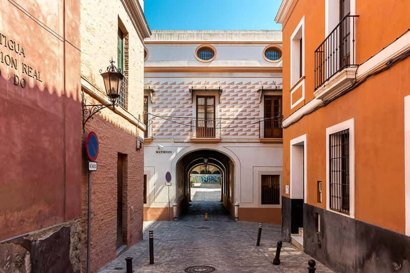 Private Guided Tour of Complete Seville and Jewish Quarter - What Makes This Tour Stand Out