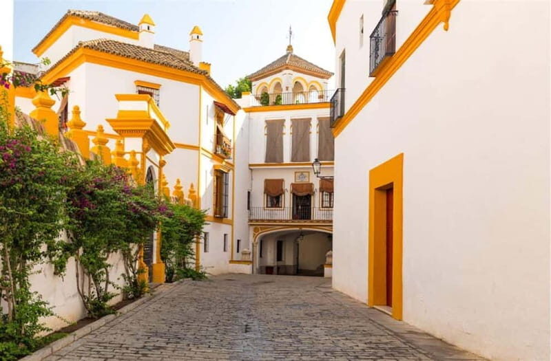 Private Guided Tour of Complete Seville and Jewish Quarter - The Value of the Tour: Is It Worth It?
