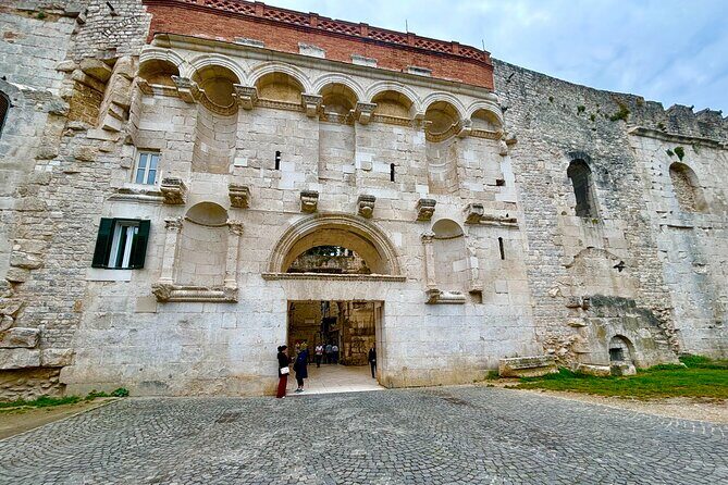 Private guided tour of Docletian's palace Split & Trogir by car - A Deep Dive into the Experience