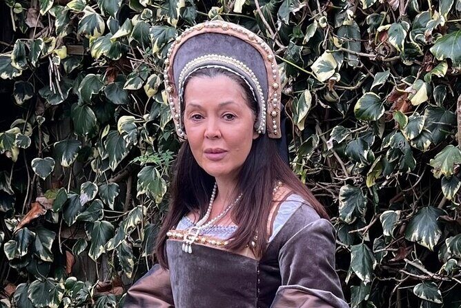 Private Guided Tour of Hampton Court Palace - The Experience on the Day