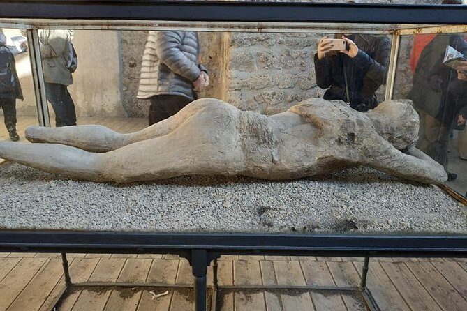 Private Guided Tour of Pompeii. Sunset Tour - A Close Look at the Pompeii Sunset Tour