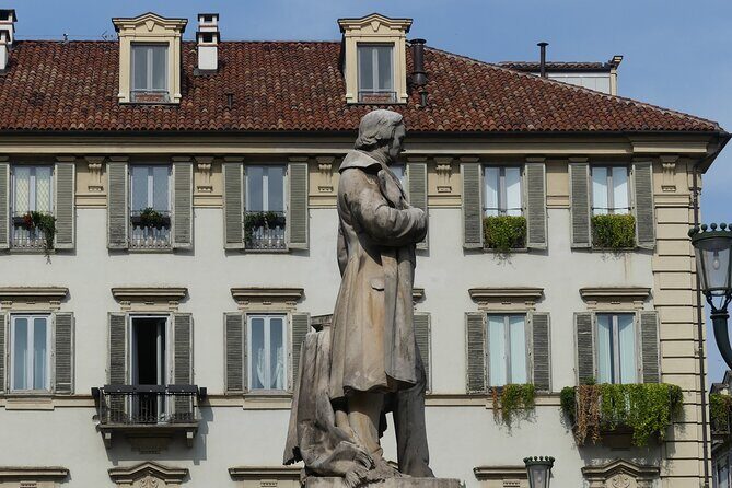 Private Guided Tour to Discover and Shoot the Iconic Places of Turin - Who Is This Tour Best For?