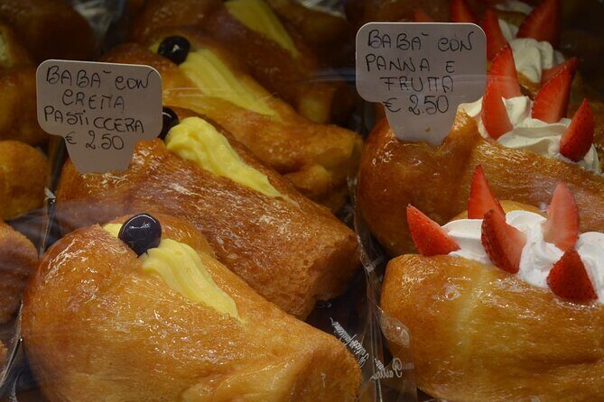 Private Guided Tour Visit Marvelous Naples as if you were a Neapolitan - The Value and Practical Aspects