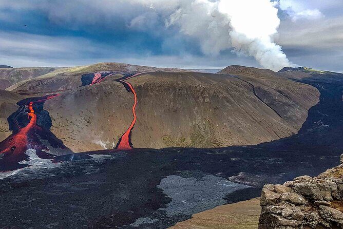 Private Guided Volcano Hike Iceland - Key Points