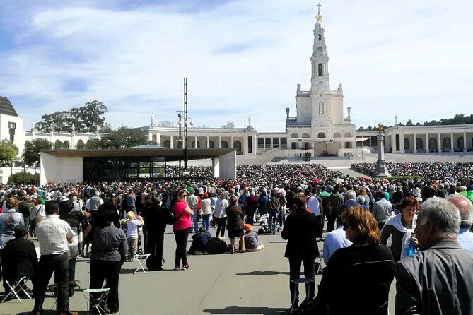 Private half-day tour from Lisbon to Fatima - What Travelers Are Saying