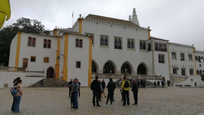 Private Half Day tour Sintra Pena Palace & Initiantion Well - FAQ