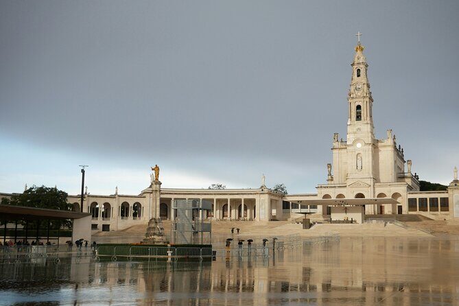 Private Half Day Tour to Fátima - Exploring Fátima: A Private Half-Day Tour From Lisbon