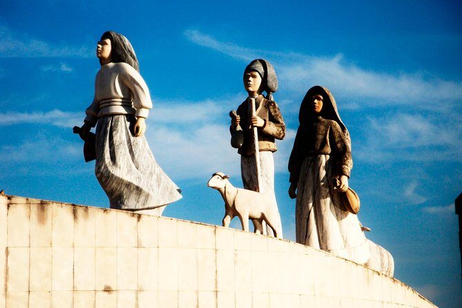 Private Half Day Tour to Fatima from Lisbon - Key Points