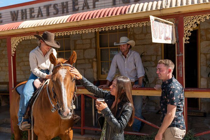 Private Helicopter Outback Pub Tour with Lunch - Key Points