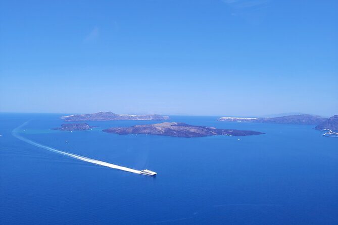 Private Helicopter Tour Santorini 20 minutes - up to 4 passengers - Key Points