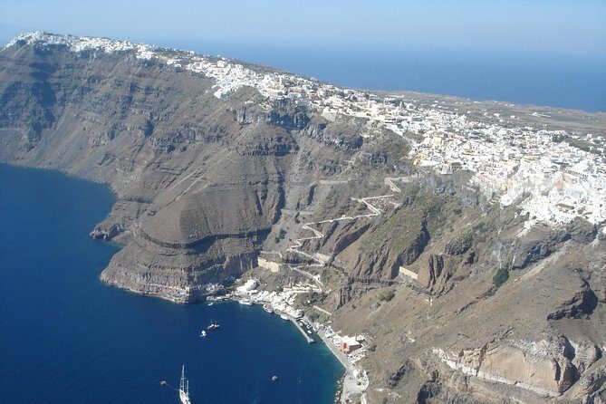 Private Helicopter Tour Santorini 20 minutes - up to 4 passengers - Authentic Insights from Reviewers