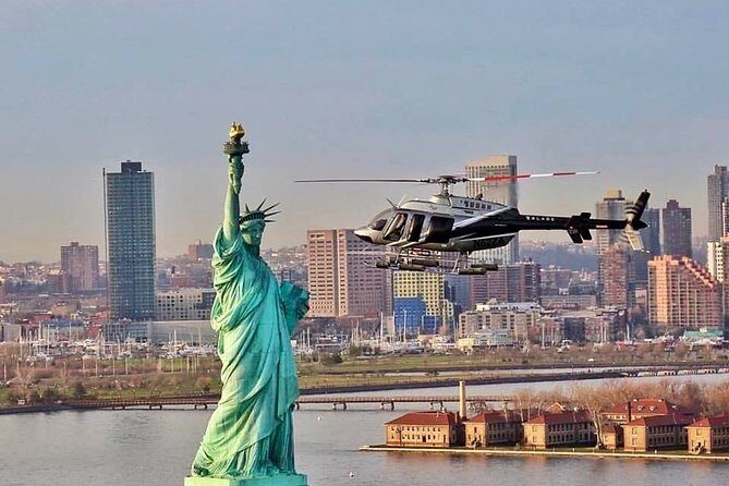 Private Helicopter Transfer from New York Airports to Lower Manhattan - The Reality of This Helicopter Transfer