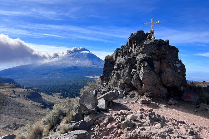 Private Hike next to volcano at 14800 ft. from Mexico city - Discovering the Private Hike Next to Mexico’s Volcanoes