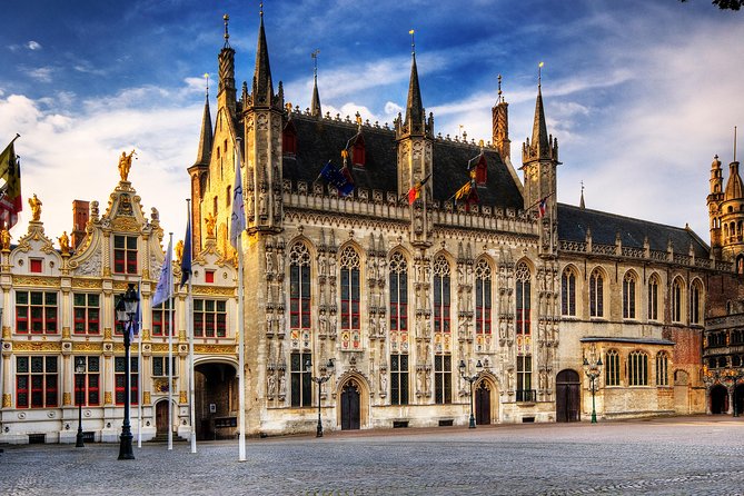 Private Historical Tour: The Highlights of Bruges - Stop 3: Gruuthusemuseum (10 minutes) and a Palace That Says Power