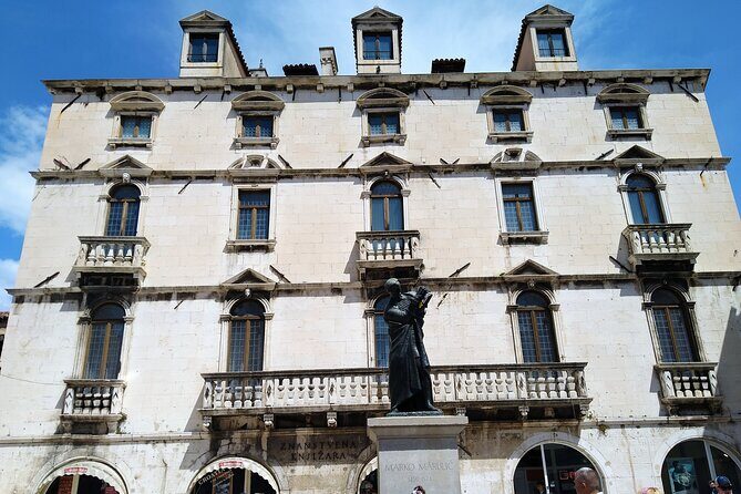 Private History tour - small group - Practical Details and Overall Value