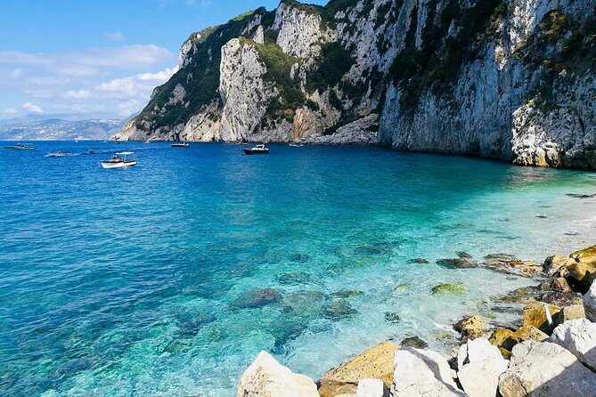Private Island of Capri by Boat - FAQs