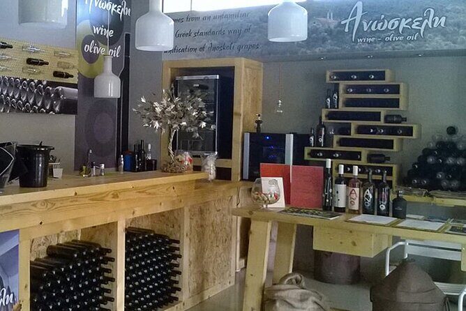 Private: Jeep Safari in 2 Wineries and Samaria Gorge with Lunch - Who Should Consider This Tour?